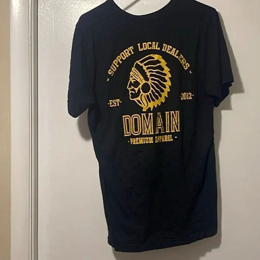 Domain premium apparel T shirt large